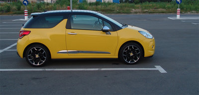 Citroen-ds3-2.jpg
