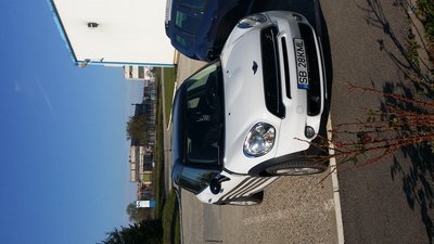 MINI COUNTRYMAN.jpg