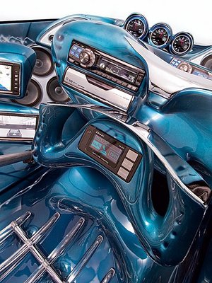 caep_0406_09_z+alpine_mini_cooper_s+interior_view_w_display.jpg
