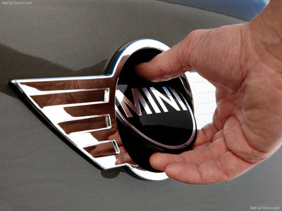 Mini-Countryman_2011_800x600_wallpaper_34.jpg