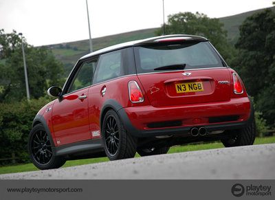 road_mini_cooper_s_2.jpg