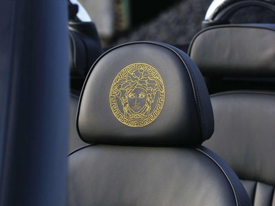 mini-cooper-cabrio-by-donatella-versace_1600x1200.jpg