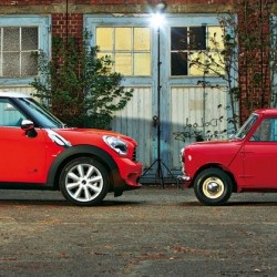 mini-vs-mini.jpg