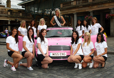 Miss+England+Pull+Photocall+EGkdoy4_AKFl.jpg