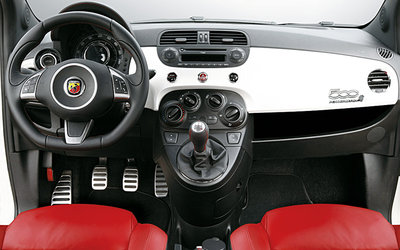 fiat-500-abarth-dashboard-interior1.jpg