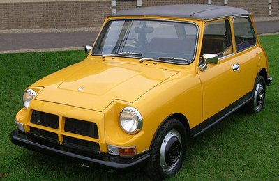 800px-Mini_Clubman_SRV4_Concept_1974.jpg