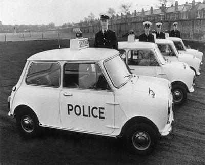 mini_police7.jpg