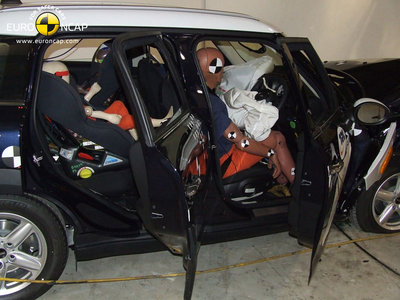 testul_de_impact_euro_ncap_small_800x6002.jpg